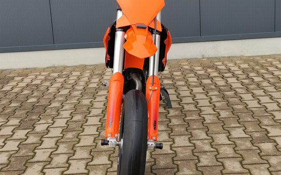 Gebrauchtmotorrad KTM 450 SMR - Bild 4