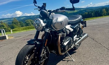 Triumph Speed Twin 1200