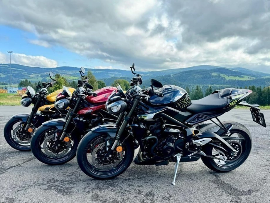 Angebot Triumph Street Triple 765 RS Bild 2: Angebot Triumph Street Triple 765 RS