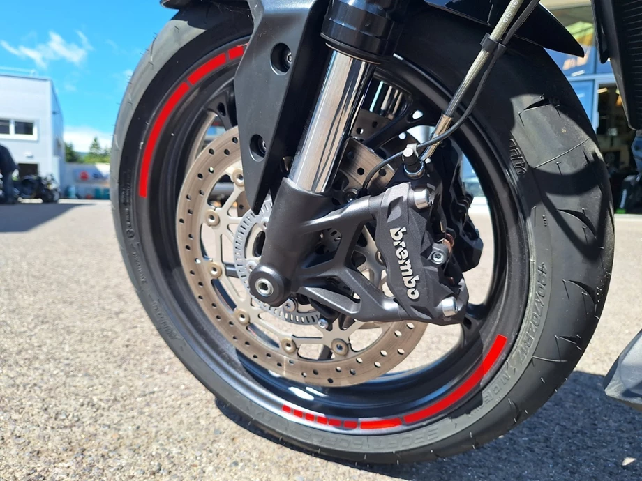 Angebot Triumph Street Triple R Bild 6: Angebot Triumph Street Triple R