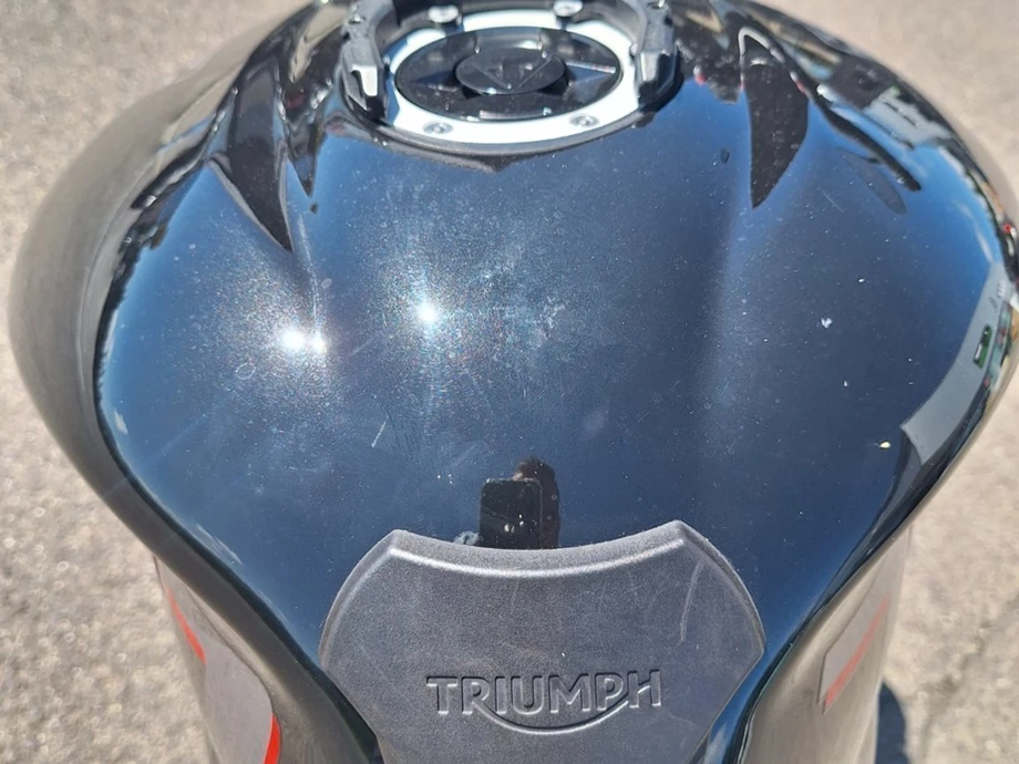 Angebot Triumph Street Triple R Bild 8: Angebot Triumph Street Triple R