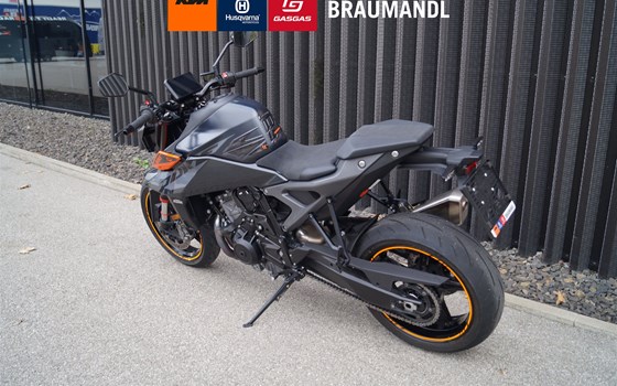 Gebrauchtmotorrad KTM 990 Duke - Bild 6 Gebrauchtmotorrad KTM 990 Duke - Bild 6