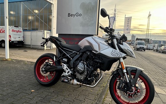 Gebrauchtmotorrad Suzuki GSX-8S - Bild 1