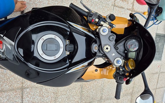 Gebrauchtmotorrad Suzuki GSX-R 1000 - Bild 7 Gebrauchtmotorrad Suzuki GSX-R 1000 - Bild 7