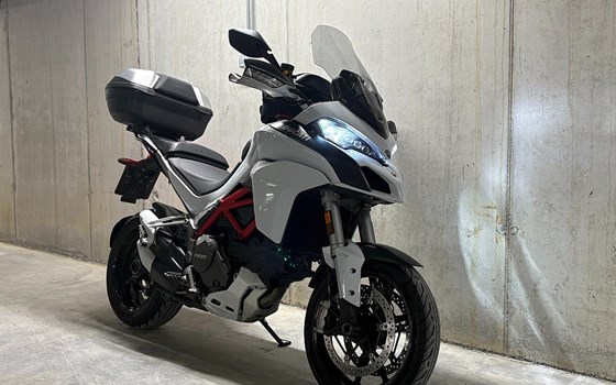 Gebrauchtmotorrad Ducati Multistrada 1200 Pikes Peak - Bild 2 Gebrauchtmotorrad Ducati Multistrada 1200 Pikes Peak - Bild 2