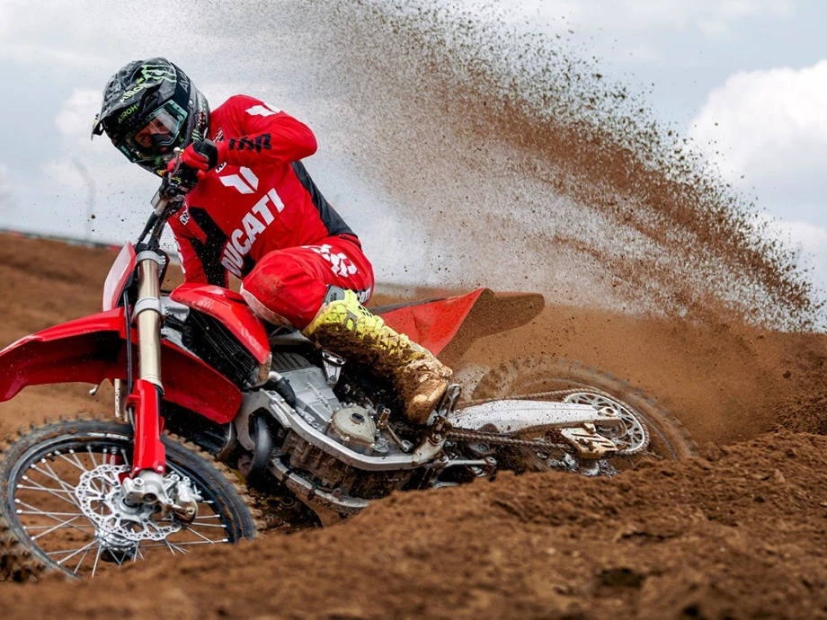 Angebot Ducati Desmo450 MX Bild 3: Angebot Ducati Desmo450 MX
