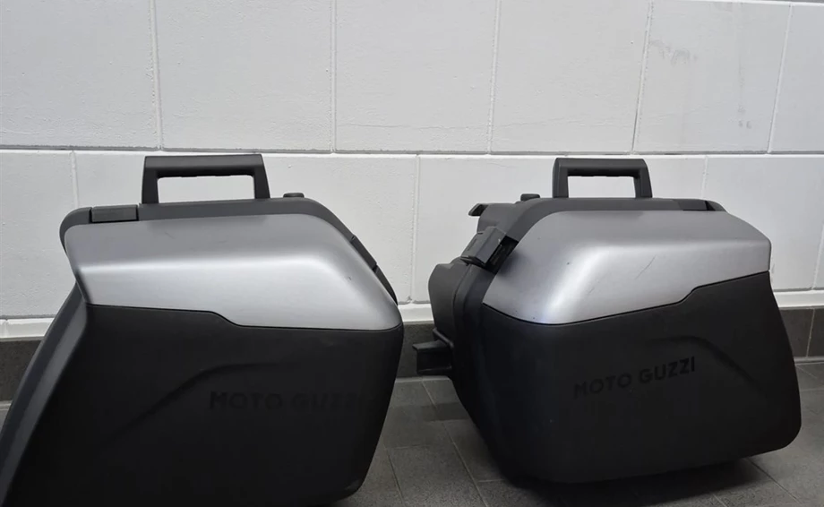 Angebot Moto Guzzi V100 Mandello S Bild 19: Angebot Moto Guzzi V100 Mandello S