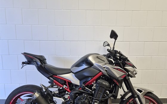 Gebrauchtmotorrad Kawasaki Z900 - Bild 1