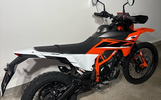 Neufahrzeug KTM 125 Enduro R - Bild 4 Neufahrzeug KTM 125 Enduro R - Bild 4