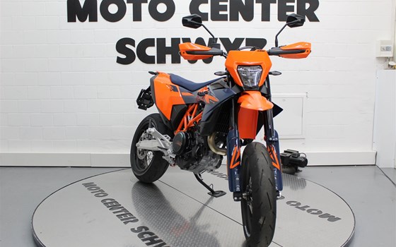 Neufahrzeug KTM 690 SMC R - Bild 3