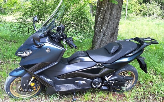 Gebrauchtmotorrad Yamaha TMAX 560 Tech Max - Bild 9 Gebrauchtmotorrad Yamaha TMAX 560 Tech Max - Bild 9