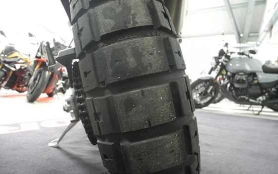 Gebrauchtmotorrad Aprilia Tuareg 660 - Bild 3