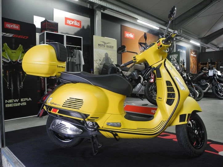 Offer Vespa GTS 300 Super Sport Bild 6: Offer Vespa GTS 300 Super Sport
