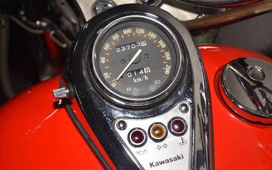 Gebrauchtmotorrad Kawasaki VN 800 Classic - Bild 4