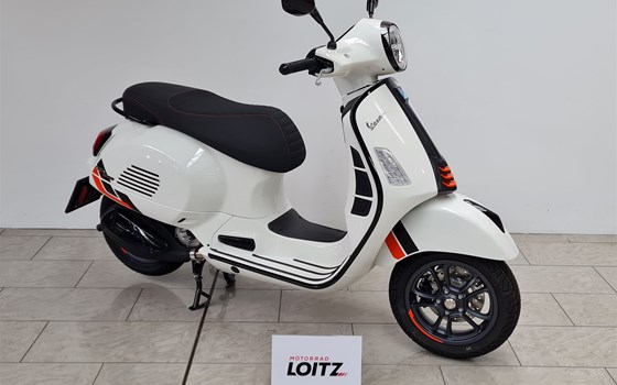 Gebrauchtmotorrad Vespa GTS 310 SuperSport - Bild 1 Gebrauchtmotorrad Vespa GTS 310 SuperSport - Bild 1