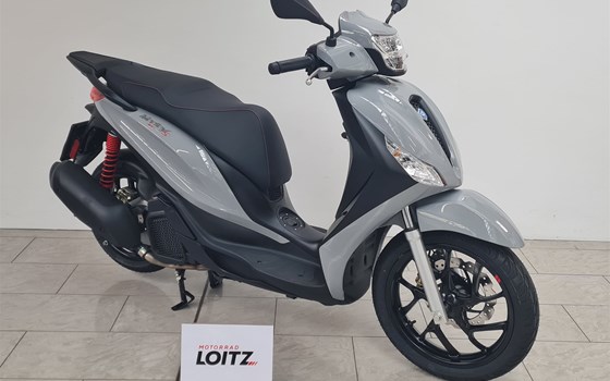 Gebrauchtmotorrad Piaggio Medley 150 S - Bild 1 Gebrauchtmotorrad Piaggio Medley 150 S - Bild 1
