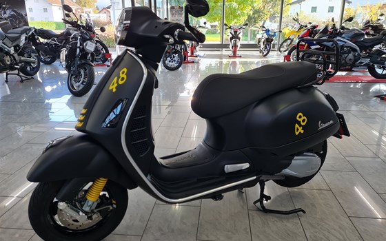 Gebrauchtmotorrad Vespa GTS 300 Super Tech - Bild 3