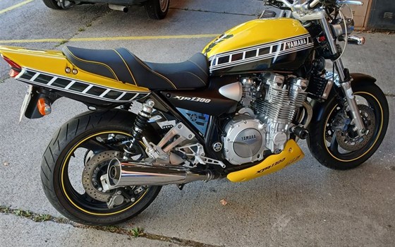 Gebrauchtmotorrad Yamaha XJR 1300 - Bild 4 Gebrauchtmotorrad Yamaha XJR 1300 - Bild 4