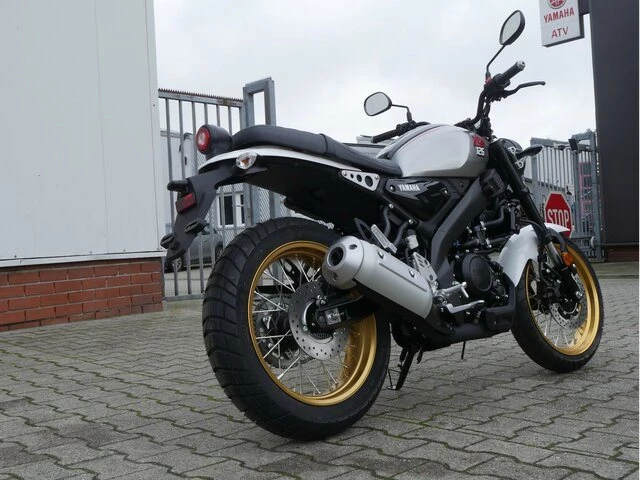Angebot Yamaha XSR125 Legacy Bild 18: Angebot Yamaha XSR125 Legacy