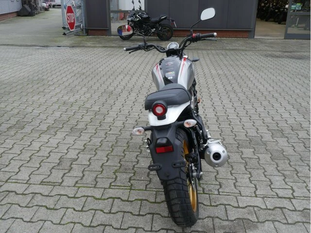Angebot Yamaha XSR125 Legacy Bild 8: Angebot Yamaha XSR125 Legacy