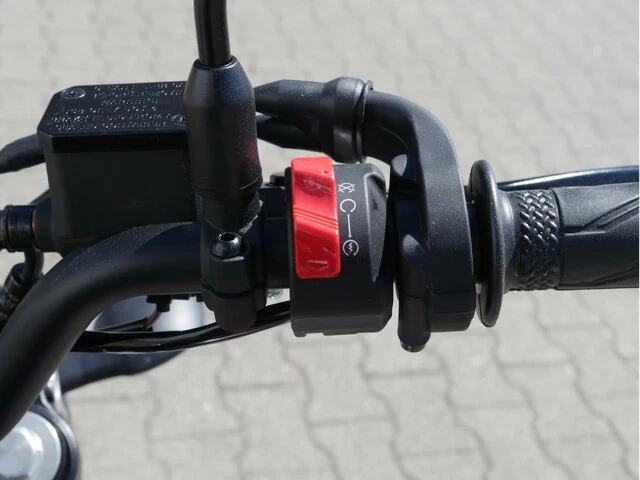 Angebot Yamaha XSR125 Legacy Bild 16: Angebot Yamaha XSR125 Legacy