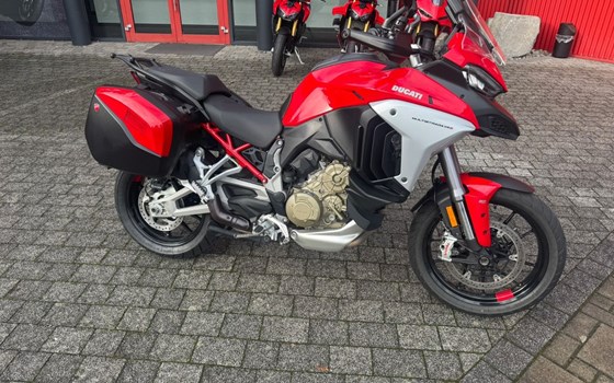 Gebrauchtmotorrad Ducati Multistrada V4 S - Bild 2
