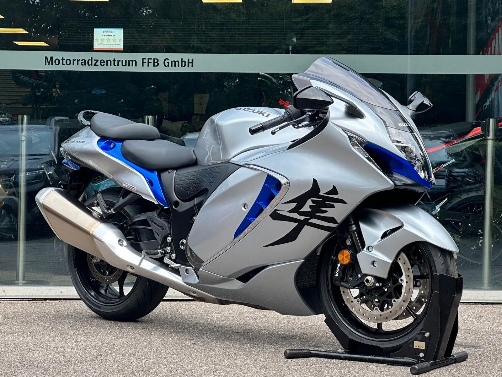 Suzuki GSX-1300RR Hayabusa