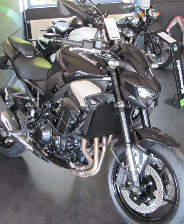 Kawasaki Z900 70kW