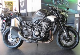 Neumotorrad Kawasaki Z900