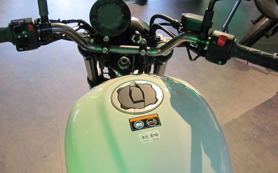 Gebrauchtmotorrad Kawasaki Eliminator 500 - Bild 8