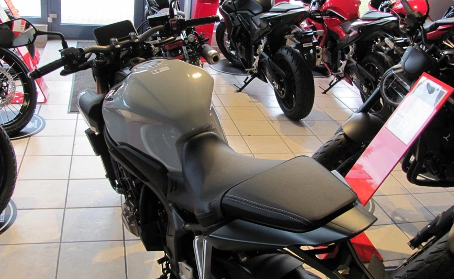 Angebot Honda CB650R Bild 7: Angebot Honda CB650R