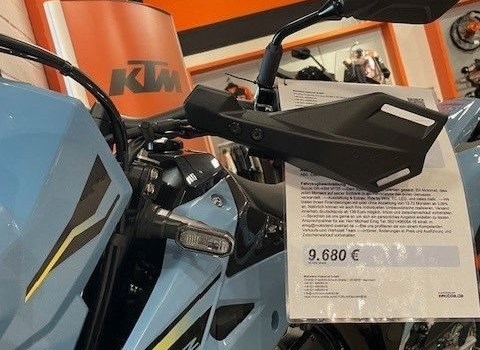 Neufahrzeug Suzuki DR-Z4SM - Bild 9