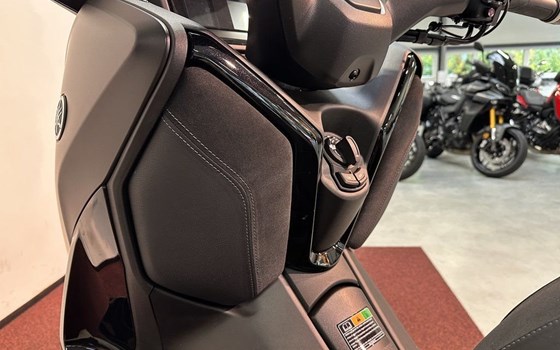 Gebrauchtmotorrad Yamaha XMAX 125 Tech MAX+ - Bild 11