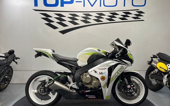 Gebrauchtmotorrad Honda CBR1000RR Fireblade - Bild 10