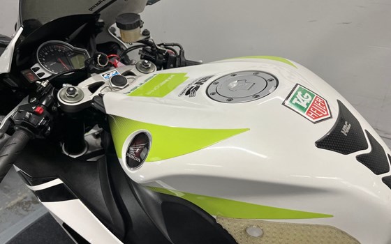 Gebrauchtmotorrad Honda CBR1000RR Fireblade - Bild 7