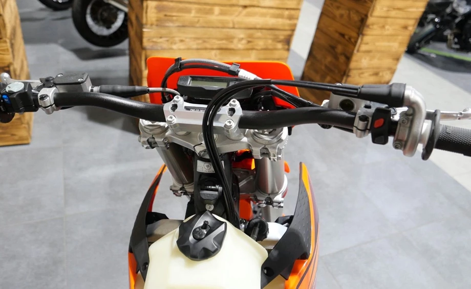 Angebot KTM 300 EXC Bild 7: Angebot KTM 300 EXC