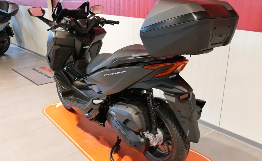 Angebot Honda Forza 125 Bild 6: Angebot Honda Forza 125
