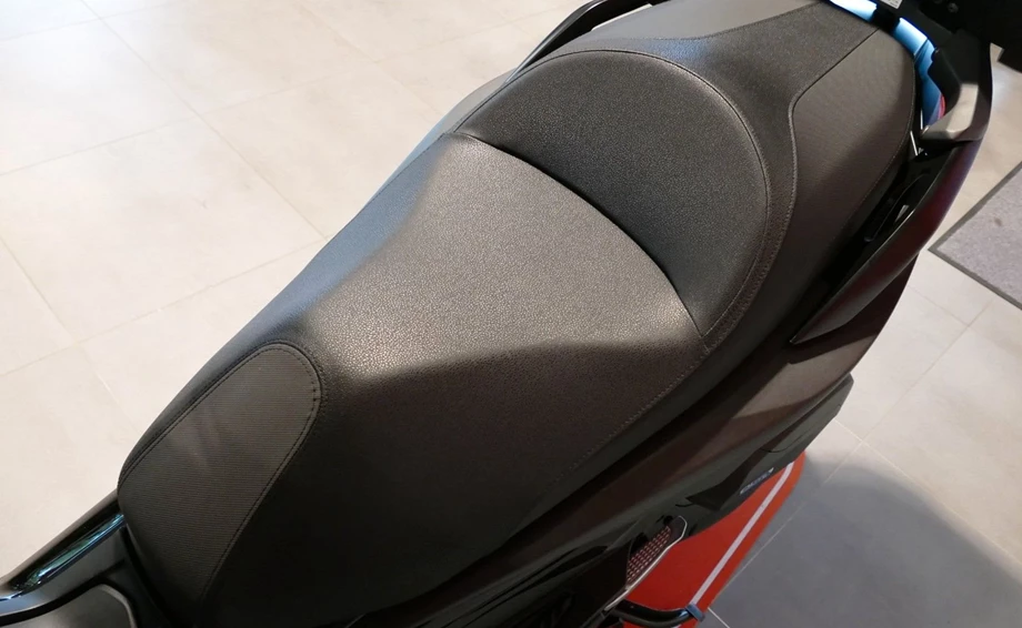 Angebot Honda Forza 125 Bild 8: Angebot Honda Forza 125