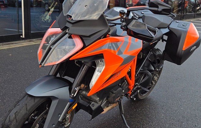 KTM 1290 Super Duke GT