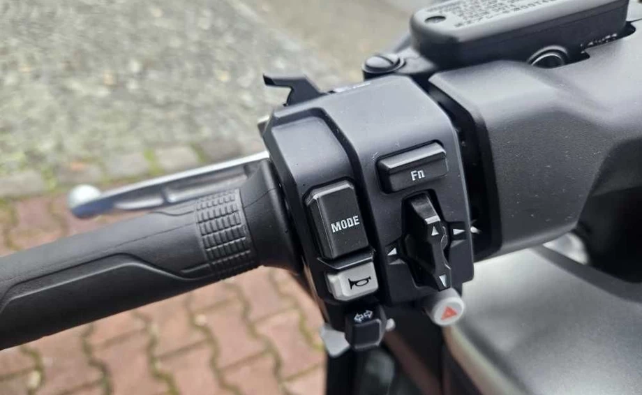 Angebot Honda Forza 750 Bild 7: Angebot Honda Forza 750