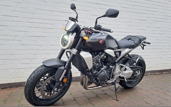 Gebrauchtmotorrad Honda CB 1000 R - Bild 3