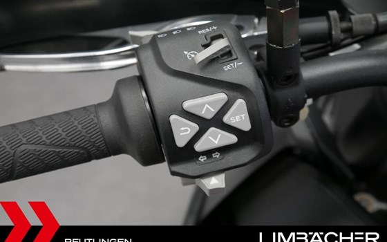 Neufahrzeug KTM 890 Adventure - Bild 7