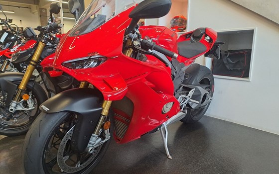 Gebrauchtmotorrad Ducati Panigale V4 S - Bild 1
