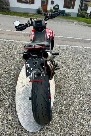 Angebot Ducati Hypermotard 950 RVE Bild 7: Angebot Ducati Hypermotard 950 RVE