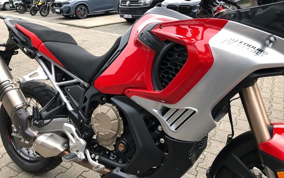 Gebrauchtmotorrad MV Agusta Enduro Veloce - Bild 11