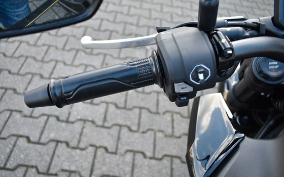 Neufahrzeug Honda CB125R - Bild 8