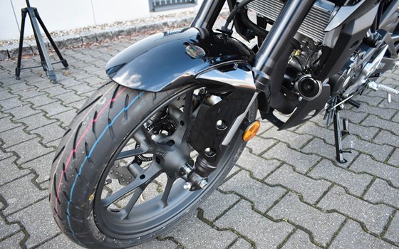 Neufahrzeug Honda CB125R - Bild 9