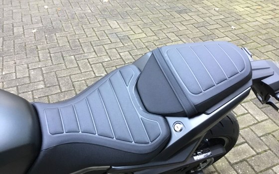 Neufahrzeug Suzuki GSX-8T - Bild 12