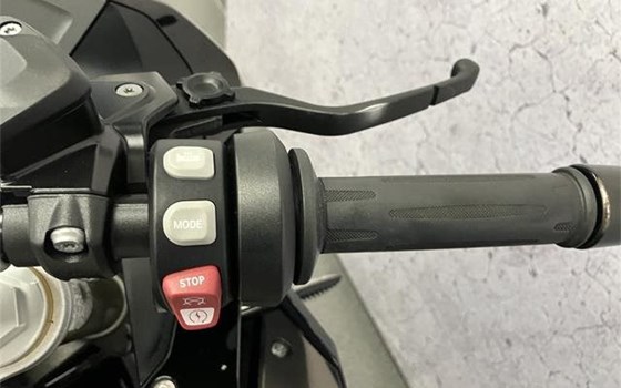 Gebrauchtmotorrad BMW R 1200 RS - Bild 8 Gebrauchtmotorrad BMW R 1200 RS - Bild 8