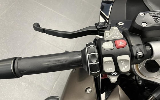 Gebrauchtmotorrad BMW R 1200 RS - Bild 8